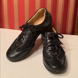 Naturalizer Flora Oxford Sneaker